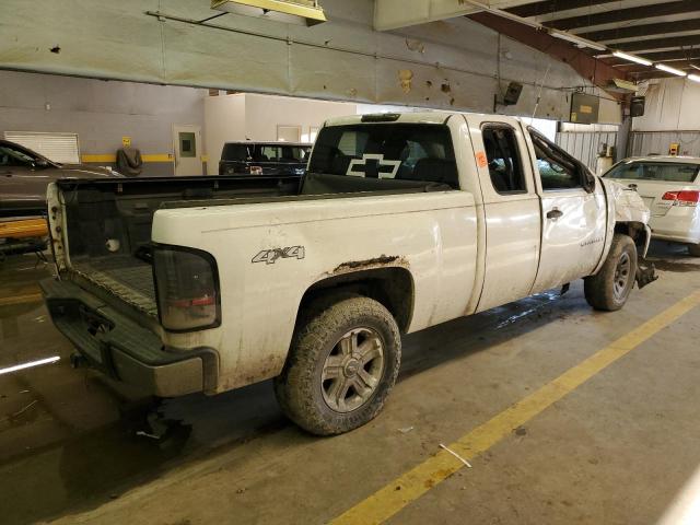 2GCEK19J871715320 - 2007 CHEVROLET SILVERADO K1500 WHITE photo 3