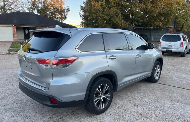 5TDKKRFH3GS504344 - 2016 TOYOTA HIGHLANDER XLE SILVER photo 4