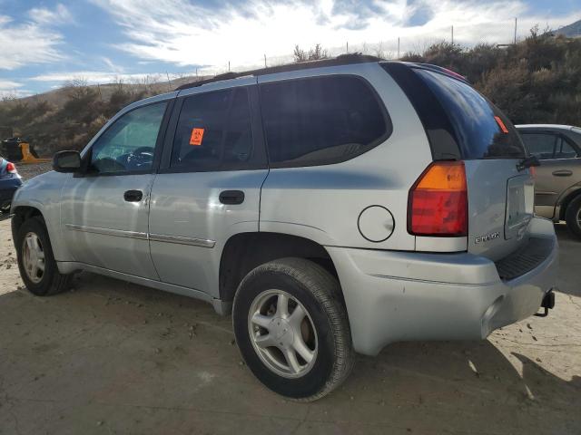 1GKDT13S872289319 - 2007 GMC ENVOY SILVER photo 2