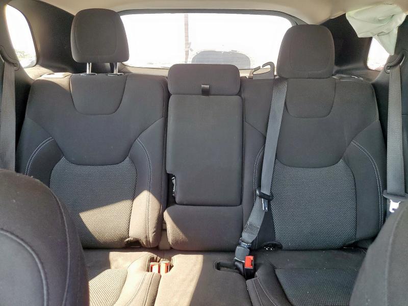 1C4PJLCBXKD486404 - 2019 JEEP CHEROKEE LATITUDE 黑色 照片 10