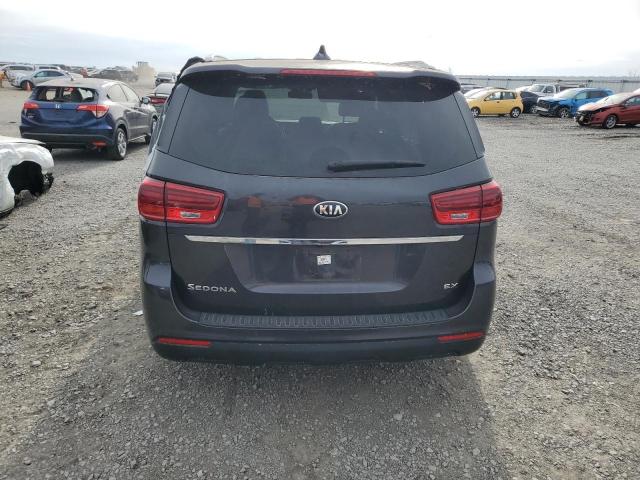 KNDMB5C13K6532775 - 2019 KIA SEDONA LX GRAY photo 6