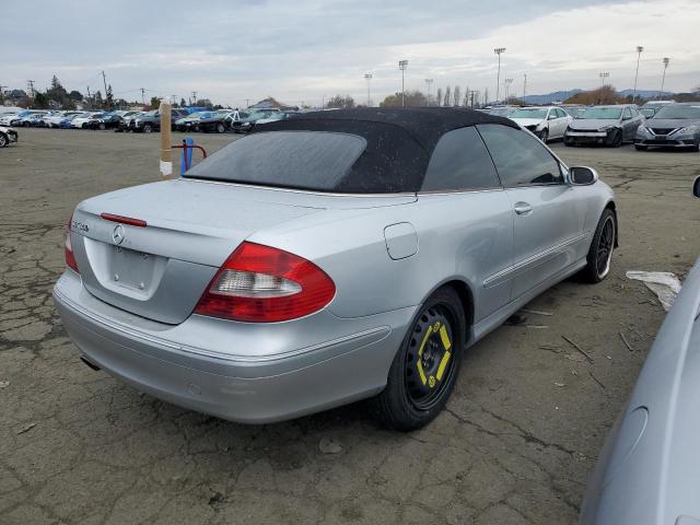 WDBTK56F68F252889 - 2008 MERCEDES-BENZ CLK 350 SILVER photo 3