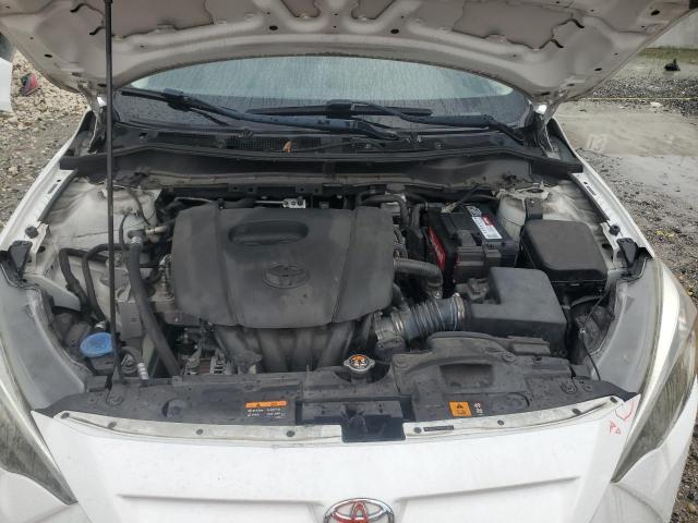 3MYDLBYV1KY522862 - 2019 TOYOTA YARIS L თეთრი ფოტო 11