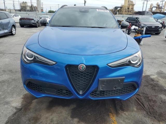 ZASPAKBN5P7D55366 - 2023 ALFA ROMEO STELVIO TI ლურჯი ფოტო 5