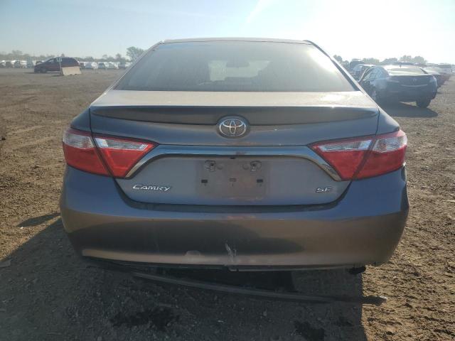 4T1BF1FK9HU748204 - 2017 TOYOTA CAMRY LE GRAY photo 6