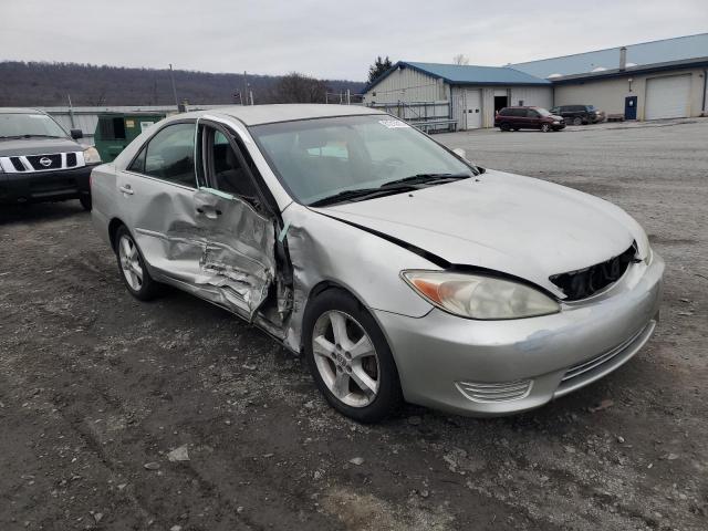 4T1BE32K46U156985 - 2006 TOYOTA CAMRY LE SILVER photo 4