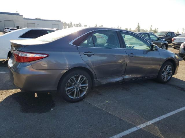 4T1BF1FK0FU010241 - 2015 TOYOTA CAMRY LE GRAY photo 3