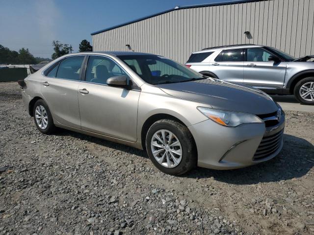 4T1BF1FKXHU403635 - 2017 TOYOTA CAMRY LE თაფლისფერი ფოტო 4