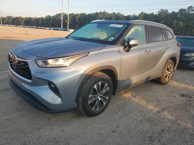 2020 TOYOTA HIGHLANDER XLE, 