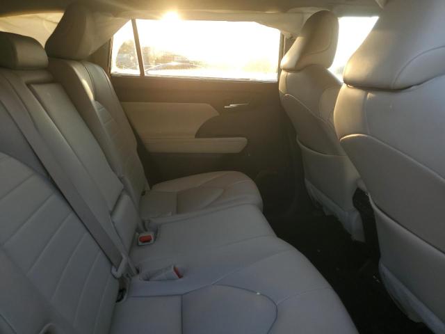 5TDGZRAH1LS026198 - 2020 TOYOTA HIGHLANDER XLE Արծաթագույն լուսանկար 11