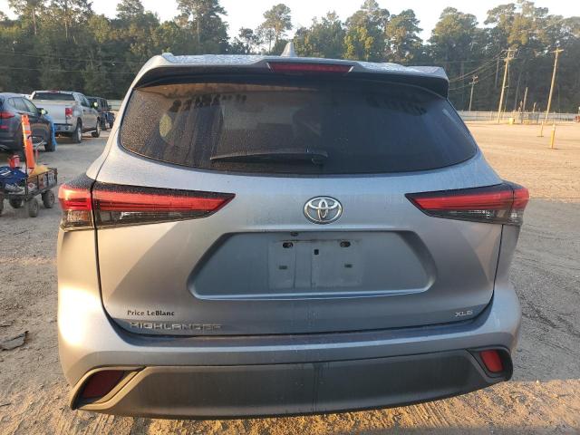 5TDGZRAH1LS026198 - 2020 TOYOTA HIGHLANDER XLE Արծաթագույն լուսանկար 6