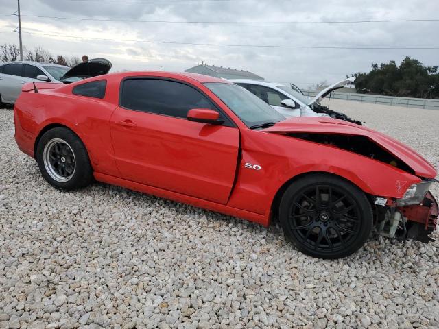 1ZVBP8CF9D5279859 - 2013 FORD MUSTANG GT RED photo 4
