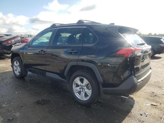 2T3P1RFV2MC235313 - 2021 TOYOTA RAV4 XLE 黑色 照片 2
