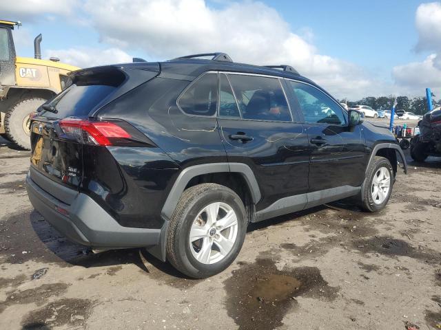 2T3P1RFV2MC235313 - 2021 TOYOTA RAV4 XLE 黑色 照片 3
