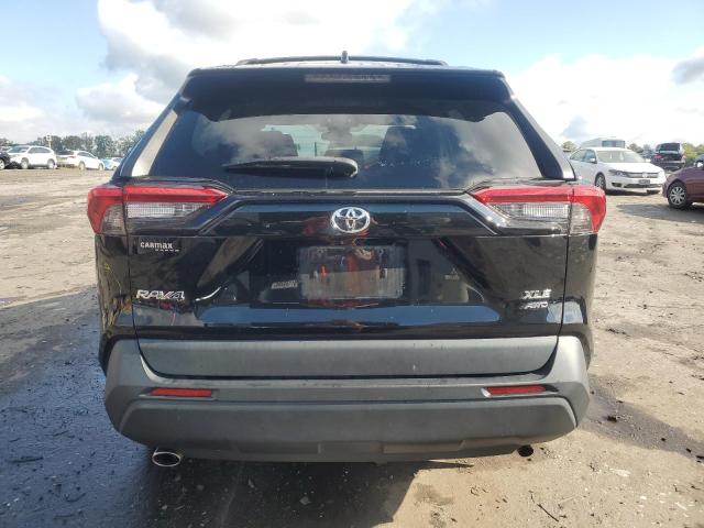 2T3P1RFV2MC235313 - 2021 TOYOTA RAV4 XLE 黑色 照片 6