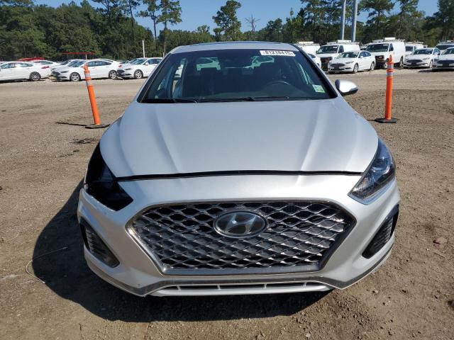 5NPE34AB8JH625674 - 2018 HYUNDAI SONATA SPORT Argent photo 5