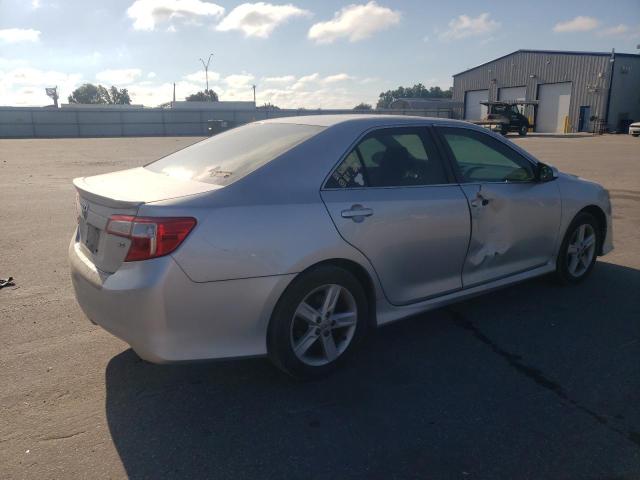 4T1BF1FK4DU209709 - 2013 TOYOTA CAMRY L SILVER photo 3