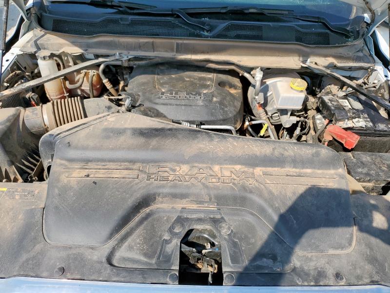 3C6UR5HJXRG125458 - 2024 RAM 2500 TRADESMAN 白色 照片 11