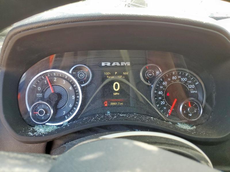 3C6UR5HJXRG125458 - 2024 RAM 2500 TRADESMAN 白色 照片 9