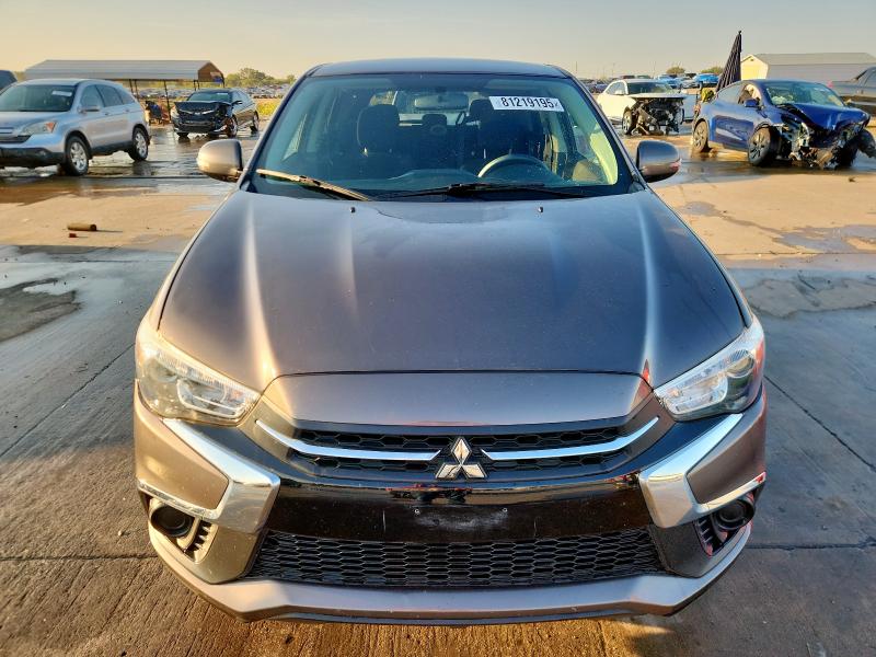 JA4AP3AU5KU031981 - 2019 MITSUBISHI OUTLANDER ES GRAY photo 5