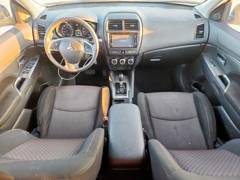 JA4AP3AU5KU031981 - 2019 MITSUBISHI OUTLANDER ES GRAY photo 8