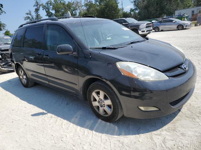 5TDZK22C28S203596 - 2008 TOYOTA SIENNA XLE შავი ფოტო 4