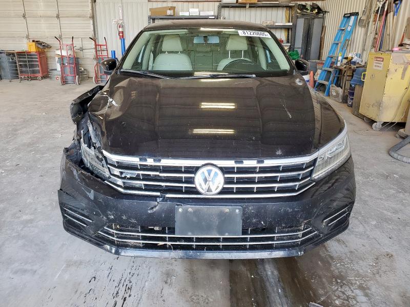 1VWDT7A3XHC084359 - 2017 VOLKSWAGEN PASSAT R-LINE Qara foto 5