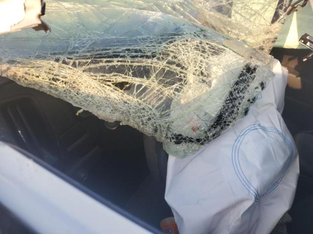 1GCGTBE39F1124369 - 2015 CHEVROLET COLORADO LT WHITE photo 9