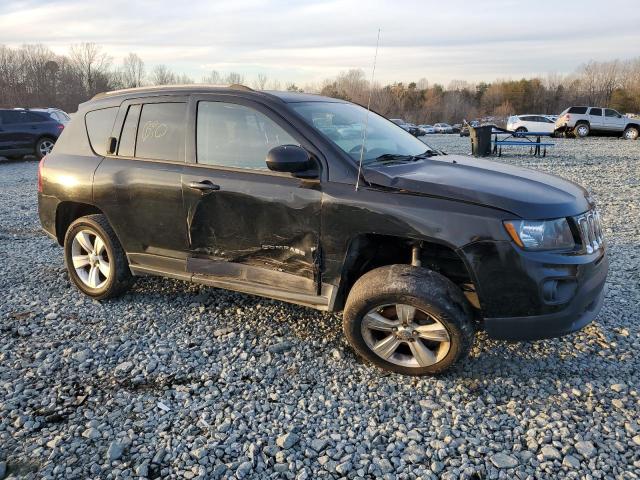 1C4NJDEB7GD757310 - 2016 JEEP COMPASS LATITUDE BLACK photo 4