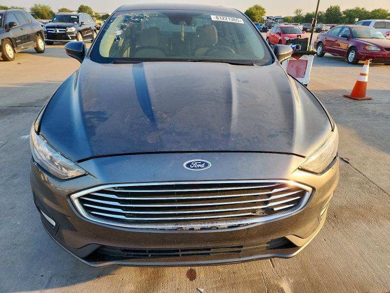 3FA6P0HD8KR103303 - 2019 FORD FUSION SE رمادي صورة 5