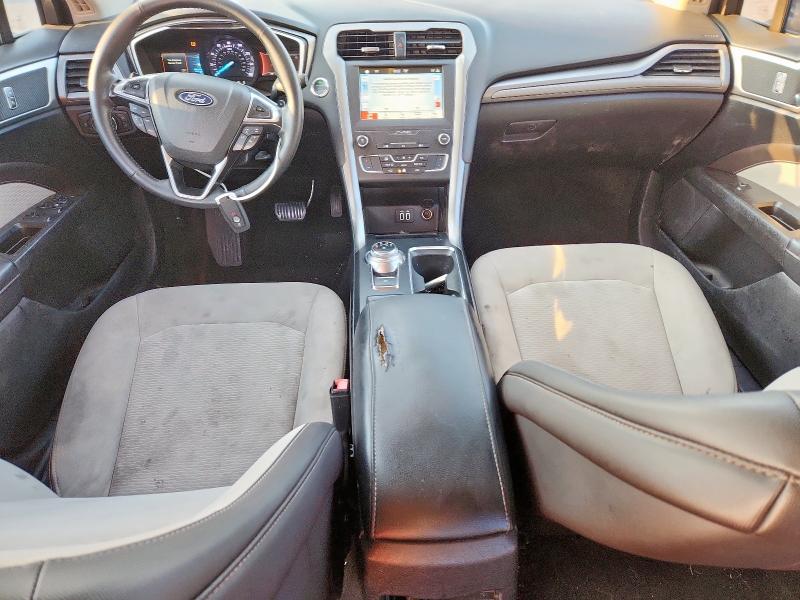 3FA6P0HD8KR103303 - 2019 FORD FUSION SE رمادي صورة 8