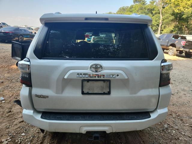JTEBU5JR5H5415672 - 2017 TOYOTA 4RUNNER SR5/SR5 PREMIUM WHITE photo 6