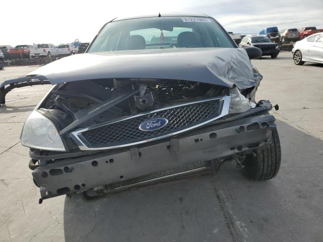 1FAFP34N17W365345 - 2007 FORD FOCUS ZX4 GRAY photo 5