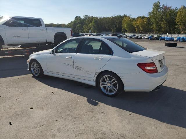 WDDGF8AB0EA893404 - 2014 MERCEDES-BENZ C 300 4MATIC WHITE photo 2