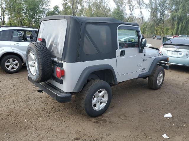 1J4FA39S35P323755 - 2005 JEEP WRANGLER X 银色 照片 3