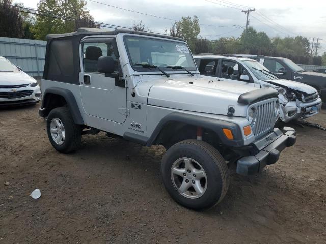 1J4FA39S35P323755 - 2005 JEEP WRANGLER X 银色 照片 4