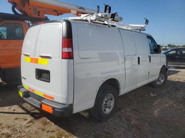 1GCWGAFP6L1258201 - 2020 CHEVROLET EXPRESS G2 WHITE photo 3