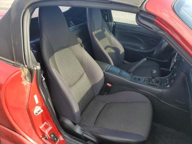 JM1NB353120228998 - 2002 MAZDA MX-5 MIATA BASE RED photo 10