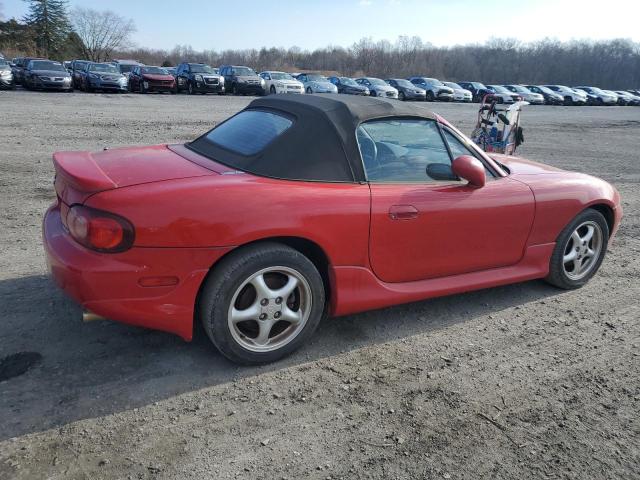 JM1NB353120228998 - 2002 MAZDA MX-5 MIATA BASE RED photo 3
