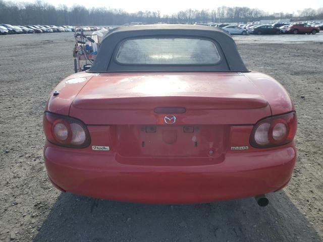 JM1NB353120228998 - 2002 MAZDA MX-5 MIATA BASE RED photo 6