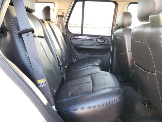 1GKDT13S152311013 - 2005 GMC ENVOY WHITE photo 11