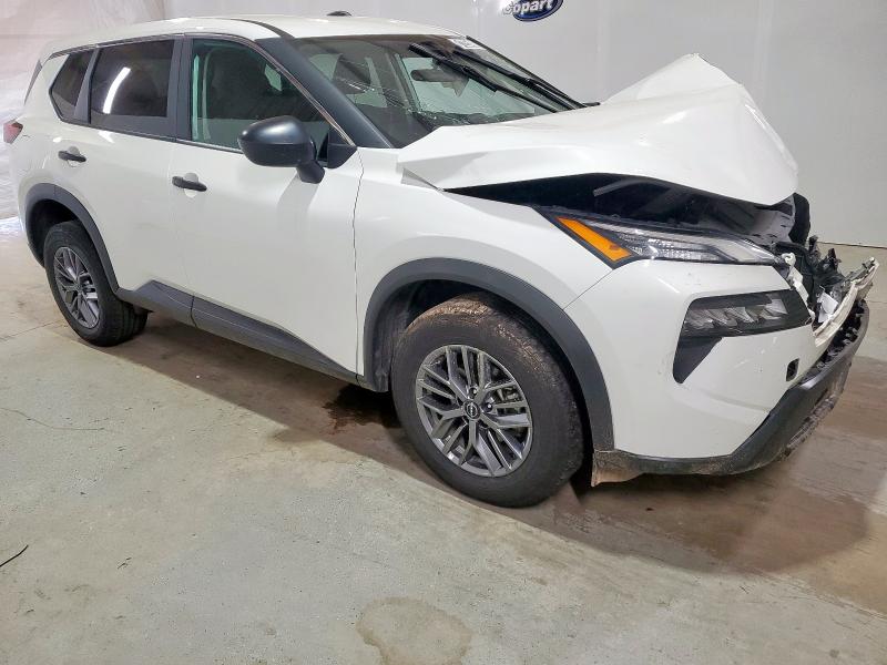 5N1BT3AB0RC697002 - 2024 NISSAN ROGUE S 白色 照片 4