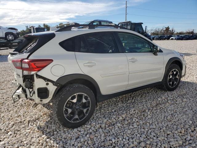 JF2GTAEC1L8274555 - 2020 SUBARU CROSSTREK PREMIUM WHITE photo 3