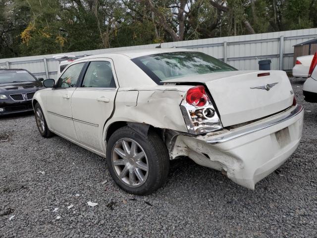 2C3KA33G08H241410 - 2008 CHRYSLER 300 LIMITED WHITE photo 2