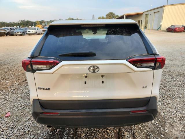2T3H1RFV8NW238091 - 2022 TOYOTA RAV4 LE WHITE photo 6