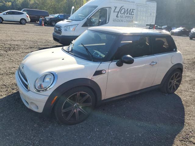 2009 MINI COOPER, 