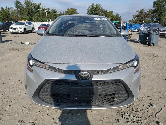 JTDEPRAEXLJ002031 - 2020 TOYOTA COROLLA LE Серый фото 5