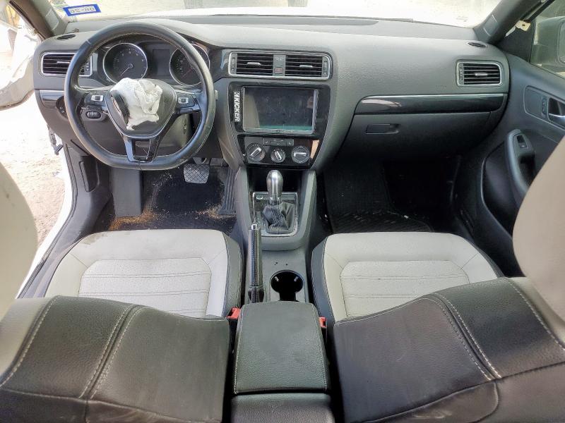 3VWD17AJ7FM326167 - 2015 VOLKSWAGEN JETTA SE WHITE photo 8