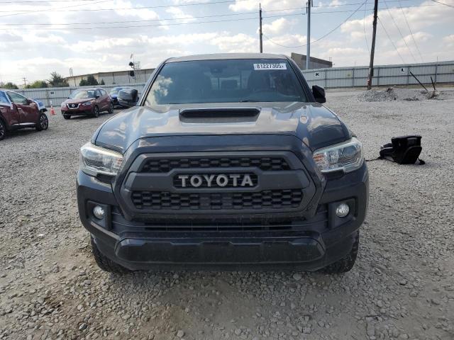 3TMDZ5BN9JM051122 - 2018 TOYOTA TACOMA DOUBLE CAB Արծաթագույն լուսանկար 5