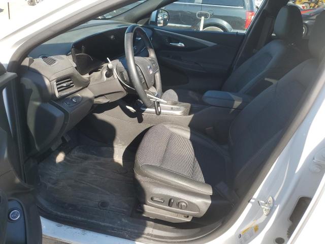 KL47LAE2XRB070865 - 2024 BUICK ENVISTA PREFERRED Beyaz fotoğraf 7